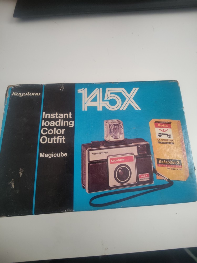 Keystone 145X Black Vintage Instant Camera with Magicube Flash