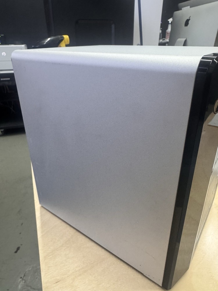 Promise Pegasus R6 Thunderbolt 2 RAID Storage 6-Bay Enclosure
