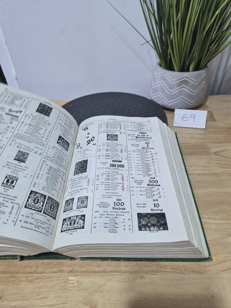 1950 Scott Standard Postage & Stamp Catalogue - Combined Edition Hardcover