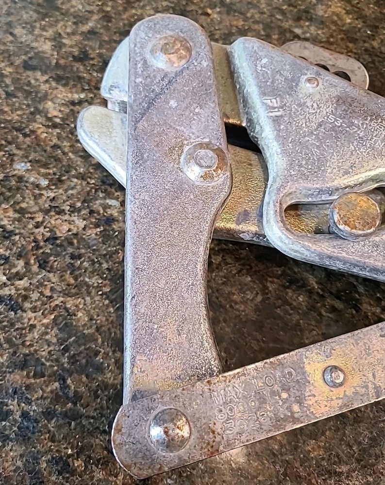 Klein Tools 1656-40H Grip Bare Wire .74 -.53" Puller 8000lb