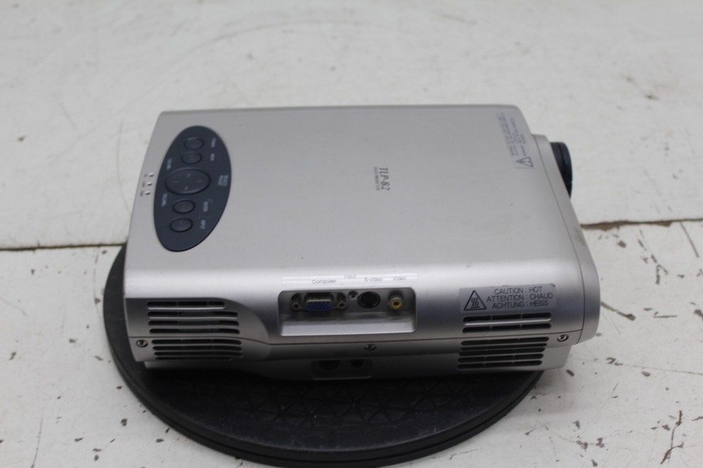 Toshiba TLP-B2U 3LCD Data Projector