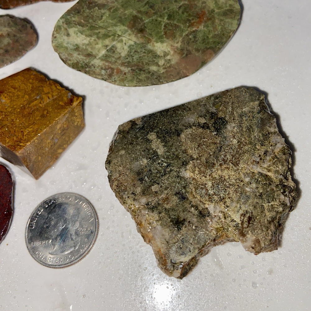2 Pound 4 Oz Lapidary Rough Lot