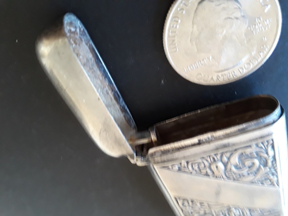 ANTIQUE SILVER PLATE PAIRPOINTMATCH SAFE VESTA CASE