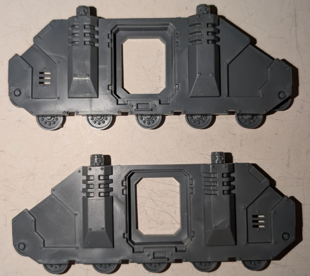 GW 40K - Space Marines - Rhino Mk2 side panel bits