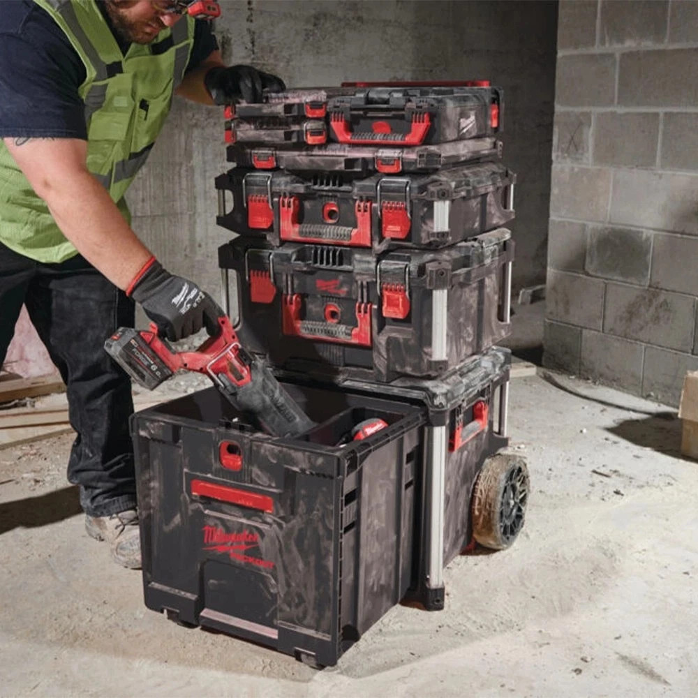 Milwaukee PACKOUT Rolling Drawer - Black Edition