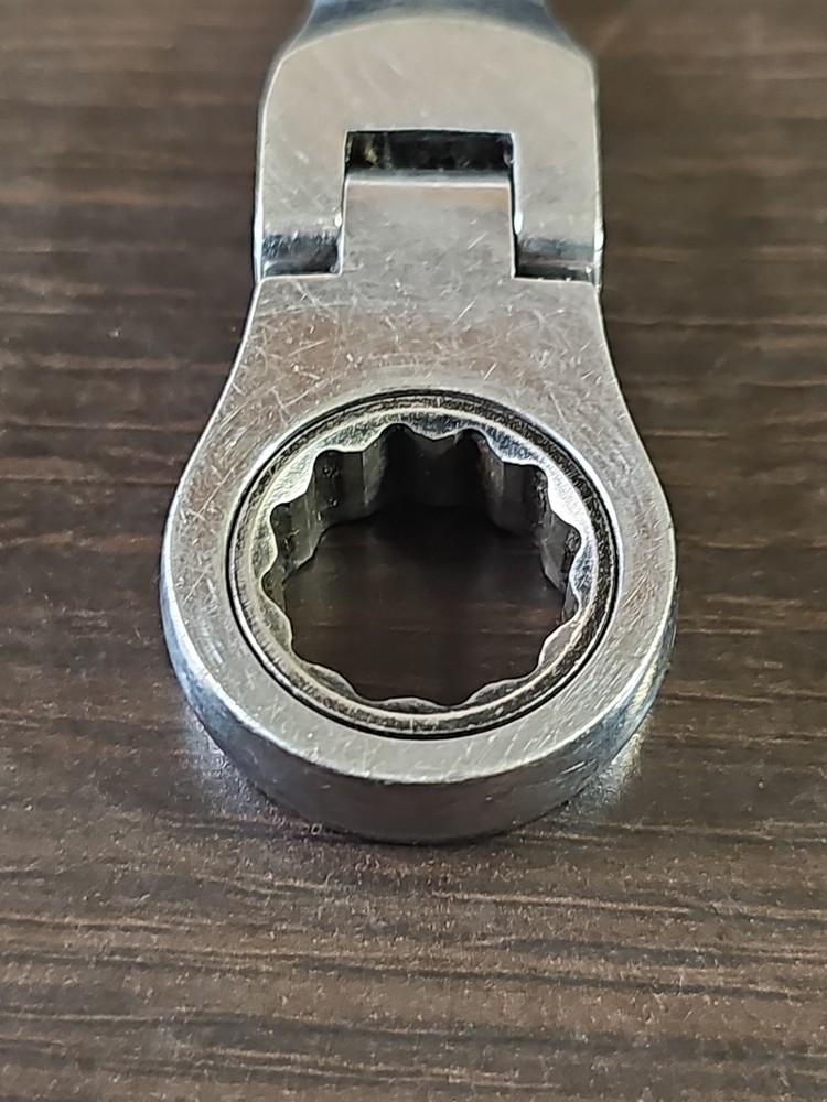 GearWrench 15mm -Code D- Flex Head 12 Point Ratcheting Combination Wrench