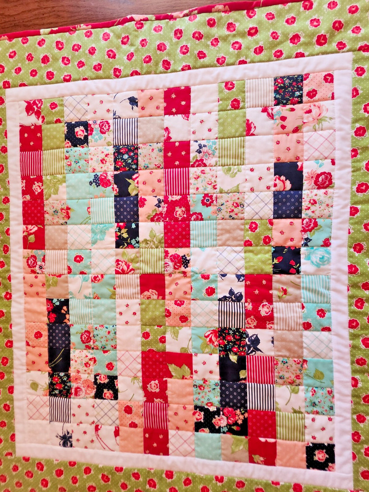 Smitten Floral Table Quilt Handmade 35" x 39"