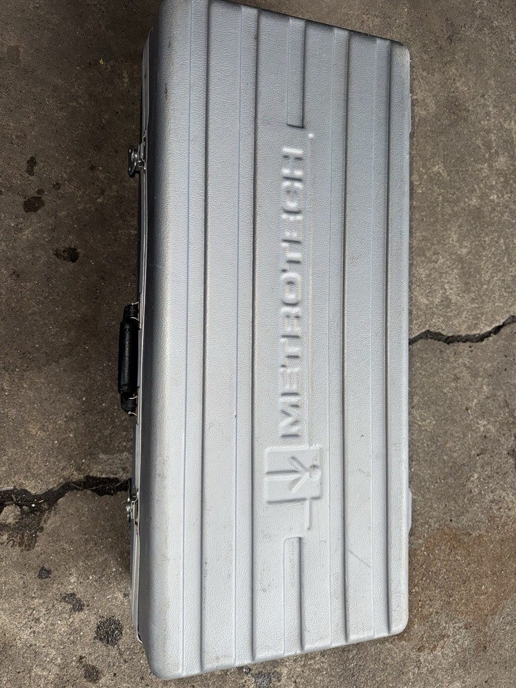 Metrotech 9800xt Underground Pipe Cable Locator System