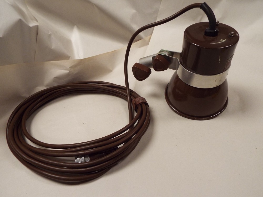 Speedotron Universal Strobe Light Unit Model MW3R Reflector 5 1/4" Untested #4