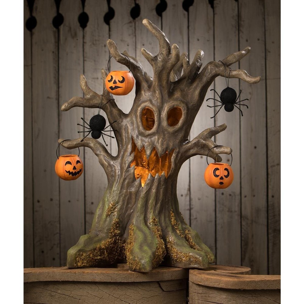 Happy Haunting Tree