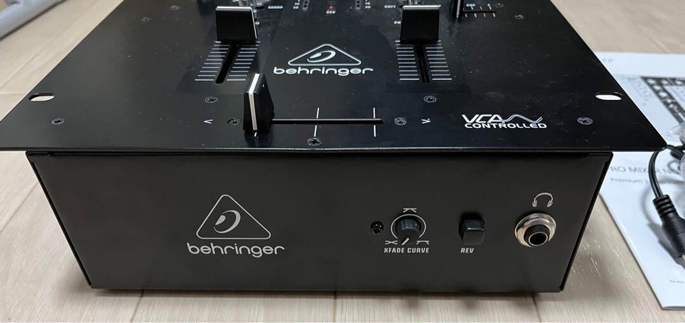 Behringer PRO MIXER NOX101 Premium 2 Channel DJ Mixer