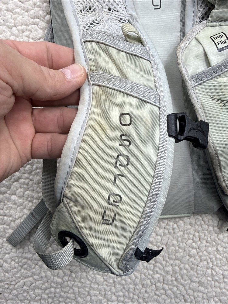 Osprey Rev 1.5 hydration pack in Grey Without Bladder
