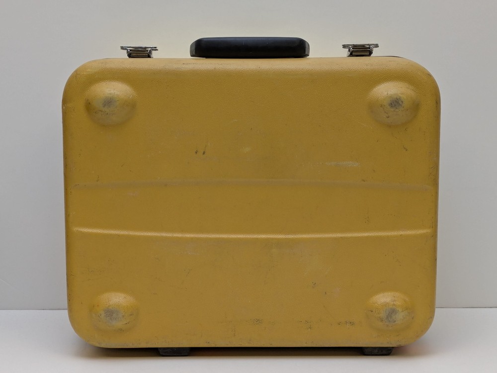 TOPCON GPT 3000W SERIES with case