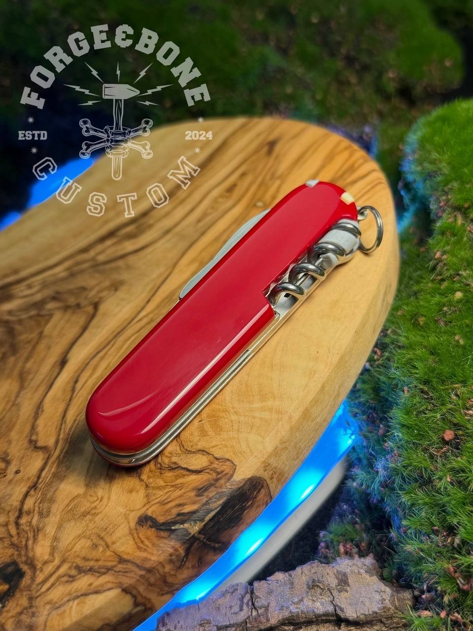 Victorinox Golfer Red 53811, New in Box