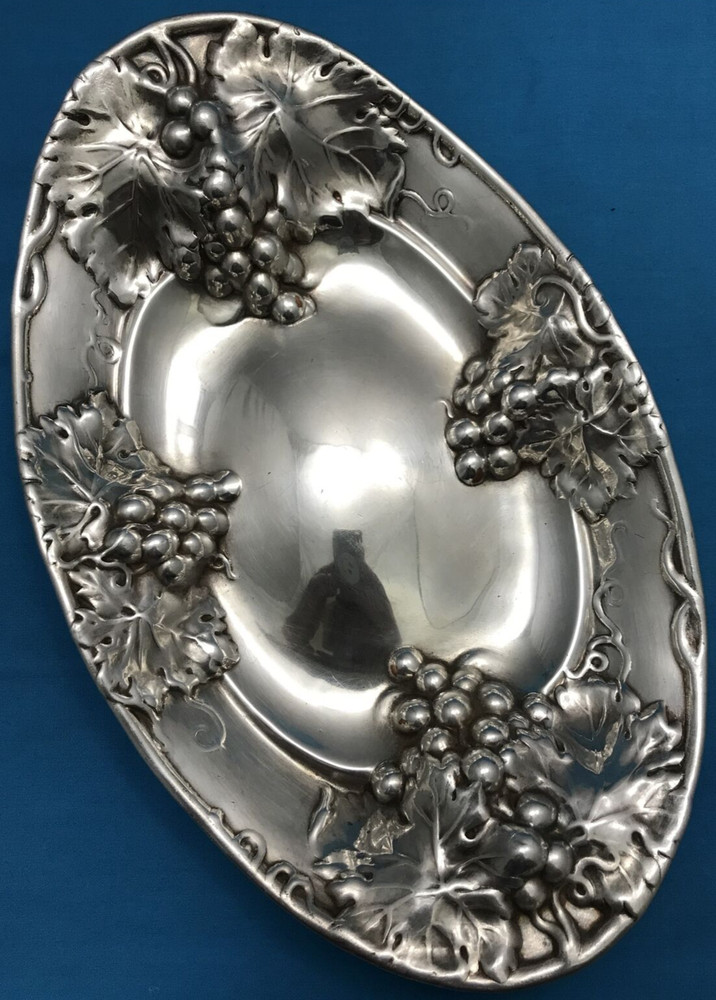 Birks Regency Plate Silverplated "GRAPES" SERVING TRAY Highly Embossed Repousse