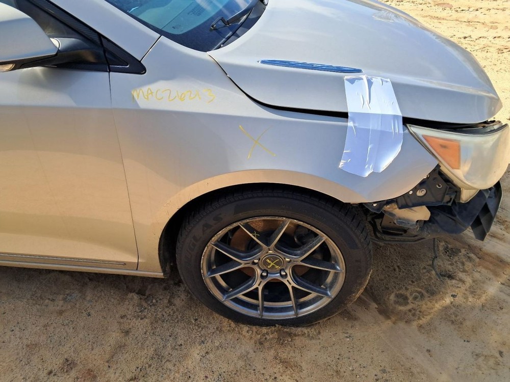 Fuse Box Engine Fits 11 LACROSSE 5000647