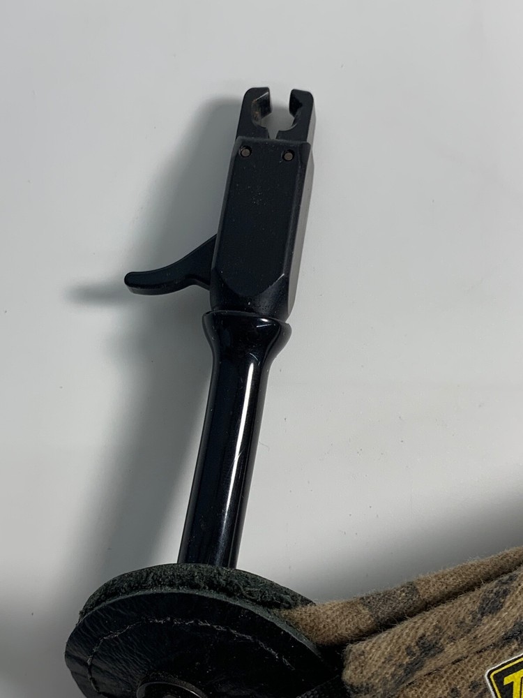 Tru-Fire Bow Release Adjustable Buckle Wrist Strap Camo Tru Fire