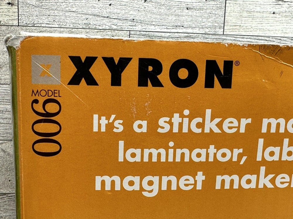 Xyron XRN900 9-Inch Creative Station Multi-Function Laminating/Crafting System