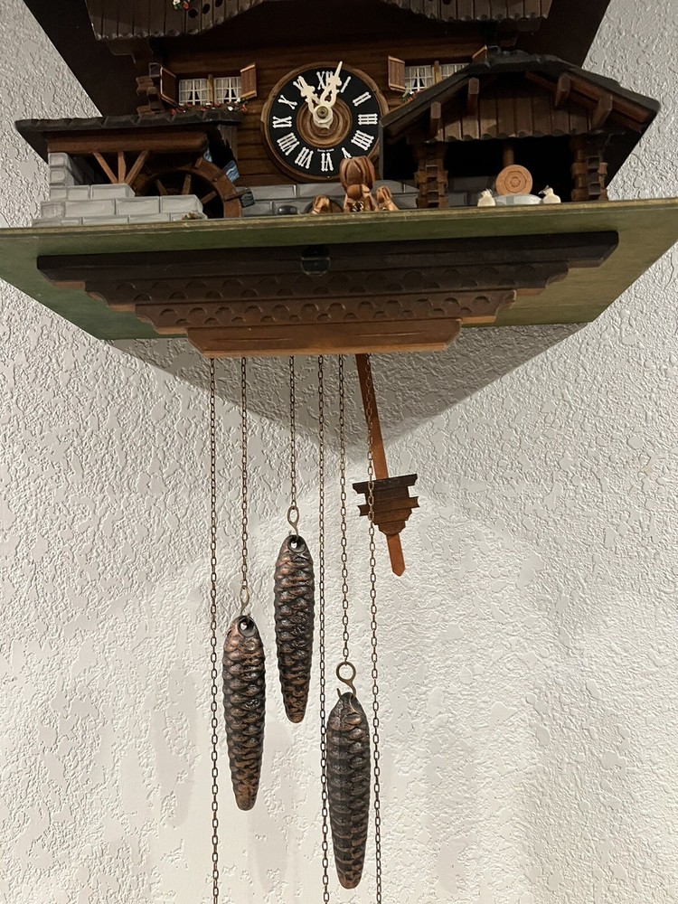 Vintage 1 day cuckoo clock
