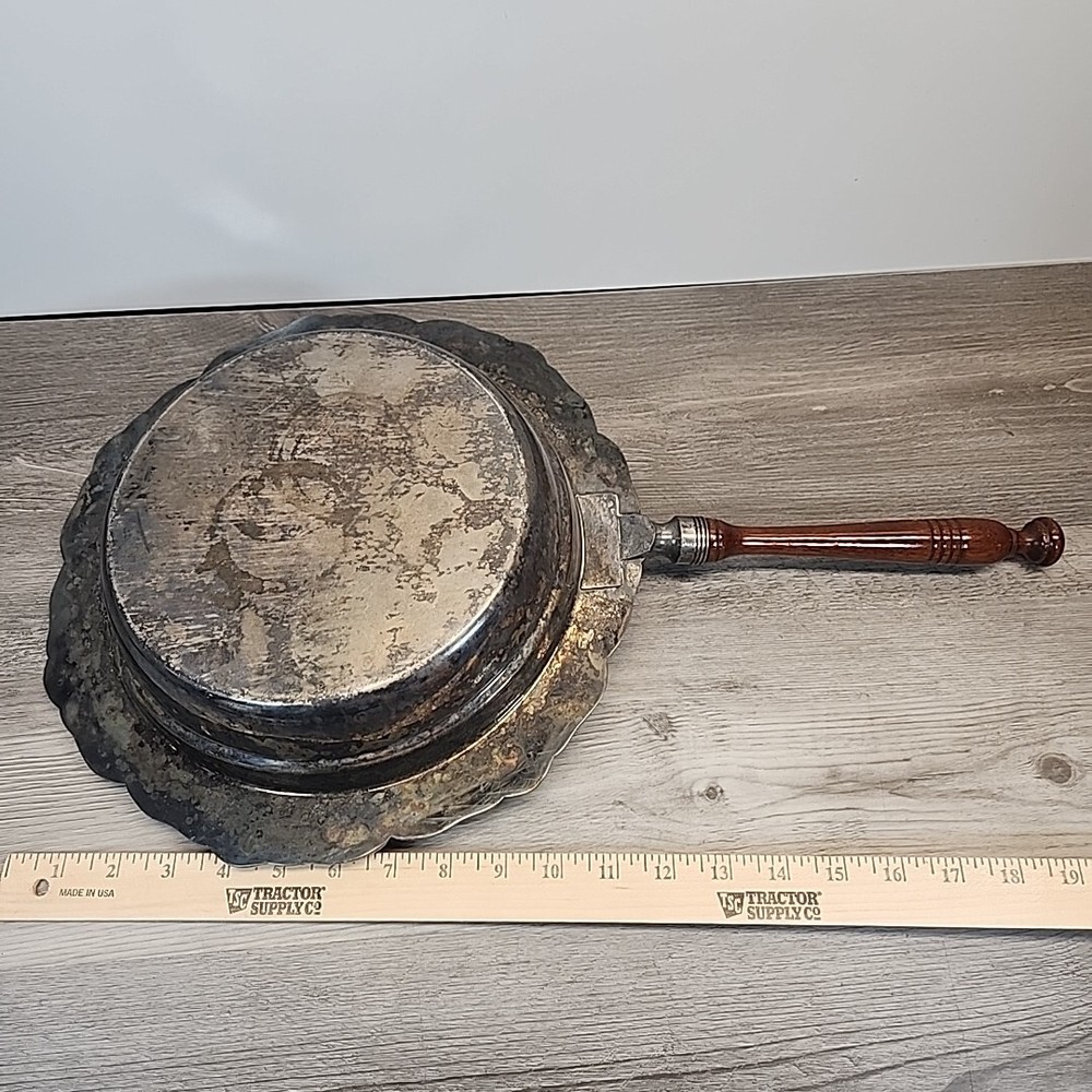 Poole Large Serving Dish With Wooden Handle