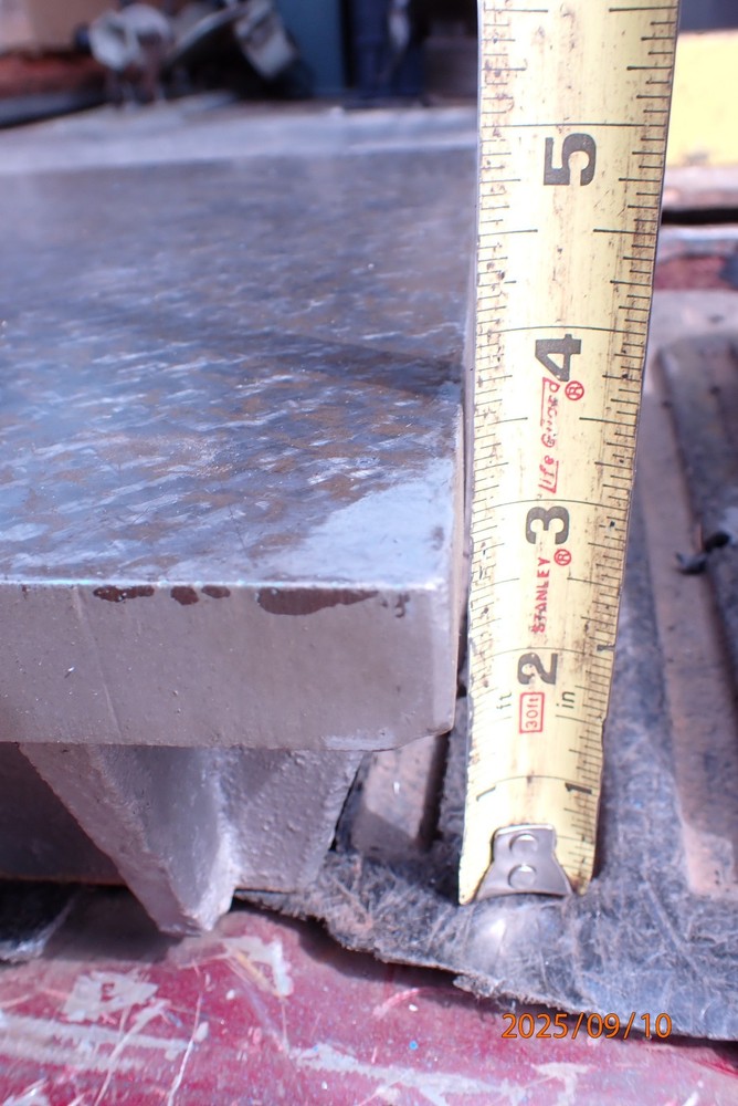OLDER HEAVY IRON MACHINIST SURFACE PLATE SCRAPED WORK SURFACE