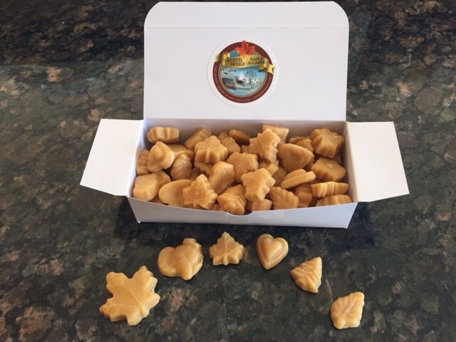 (1) half gallon glass jug of Pure Vt. "Organic" Maple syrup Golden, Amber, Dark