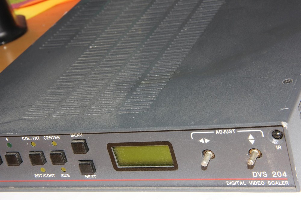 EXTRON DVS 204 Quad Input Digital Video Scaler