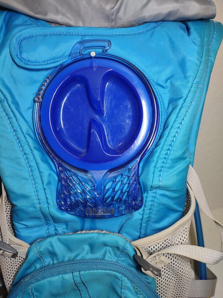 Camelback Aurora Turquoise And Gray Hydration Backpack 2 Ltrs/70 Oz with Bladder