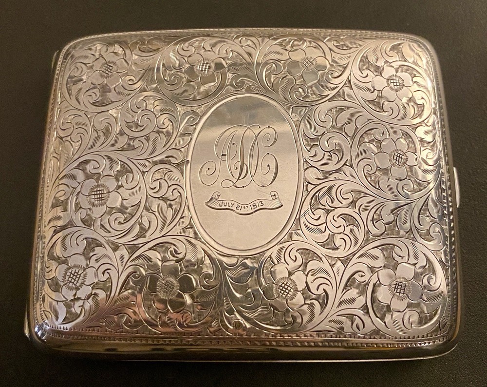 HEAVY VINTAGE SOLID SILVER CIGARETTE CASE - BIRMINGHAM 1912