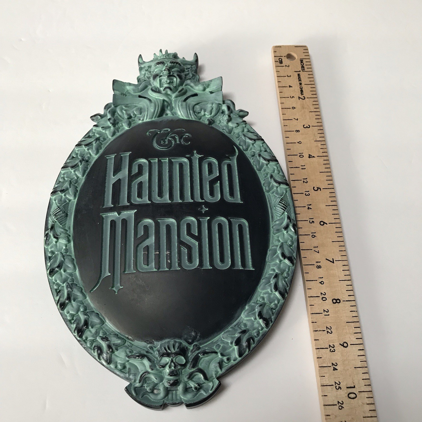 Disney The Haunted Mansion Wall Plaque Sign Halloween Horror Collectible Goth