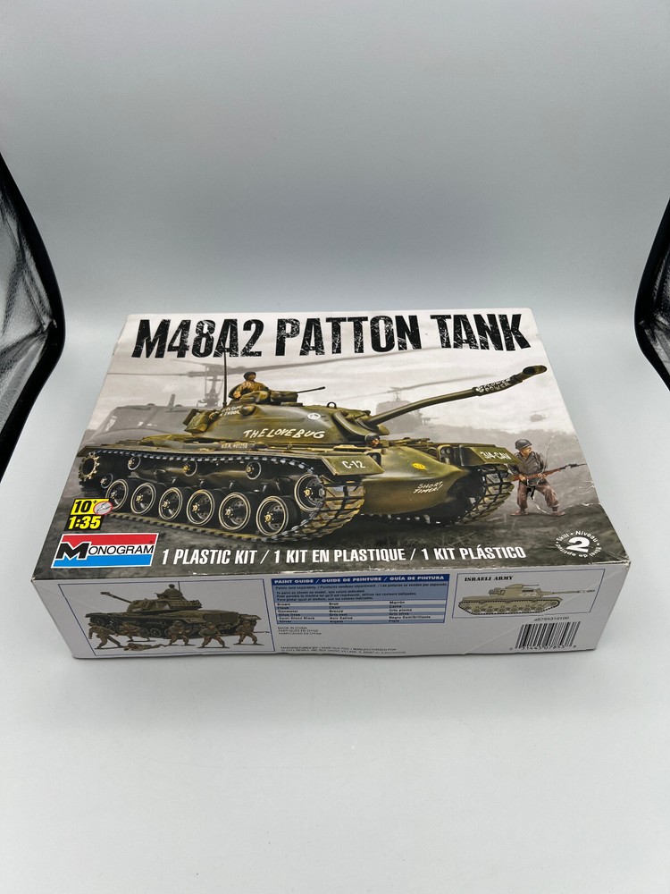 Lot of 2 WWII Fighting Machine Models