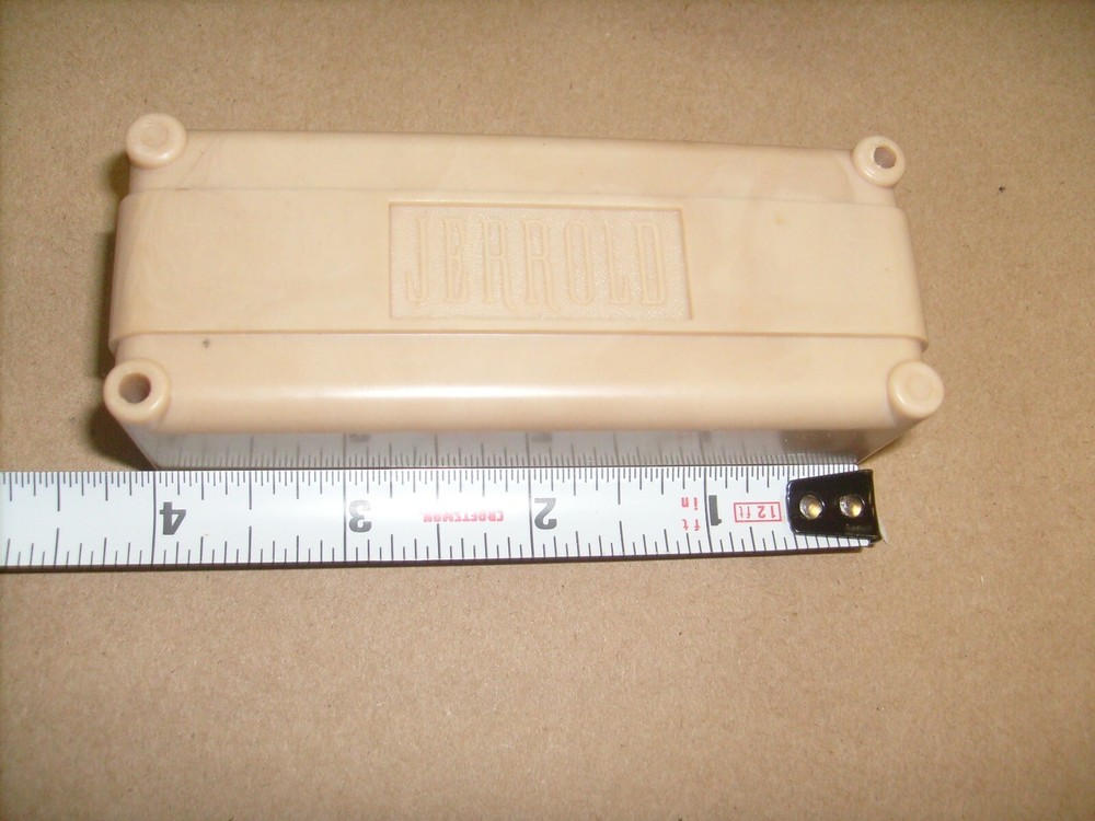 JERROLD Electronics Corp. MF-2 TV/FM Multi-Set Coupler