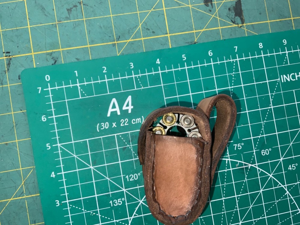 Handmade Leather Speed loader/moon clips Pouch Belt Attach