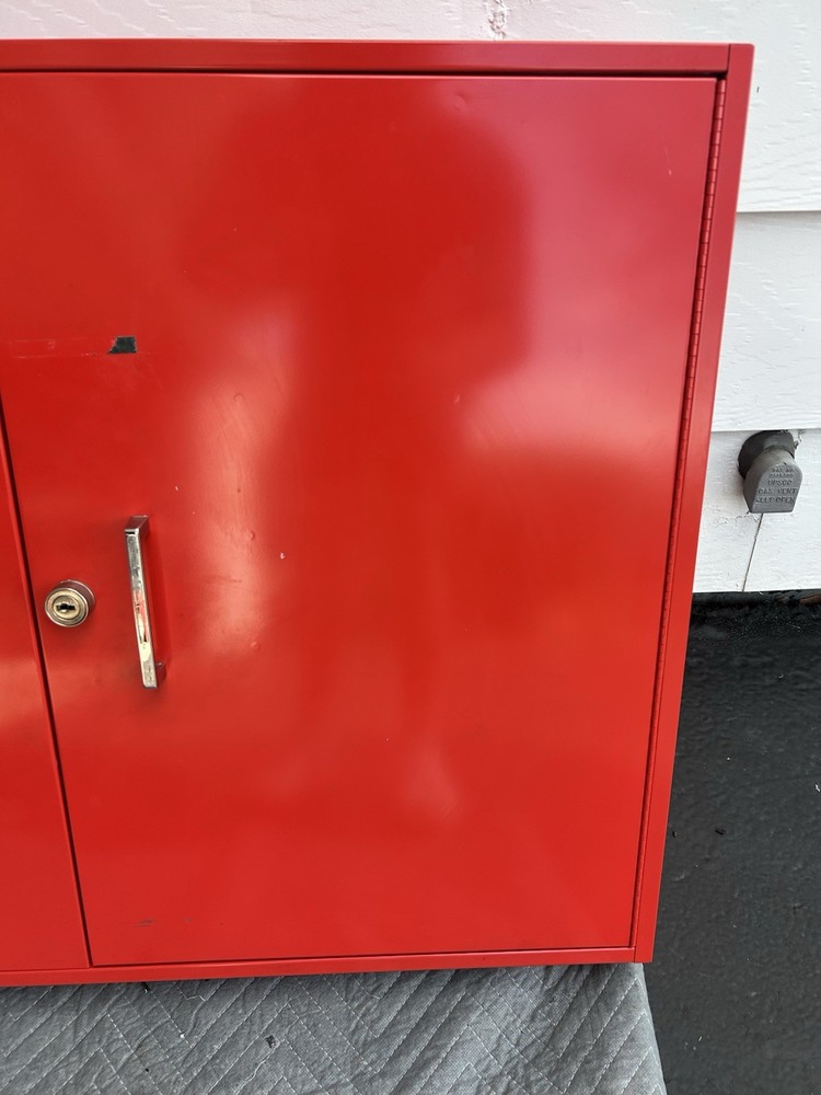 Snap On Tools Wall Cabinet ONLY! 270C/276D Really Nice No Rust