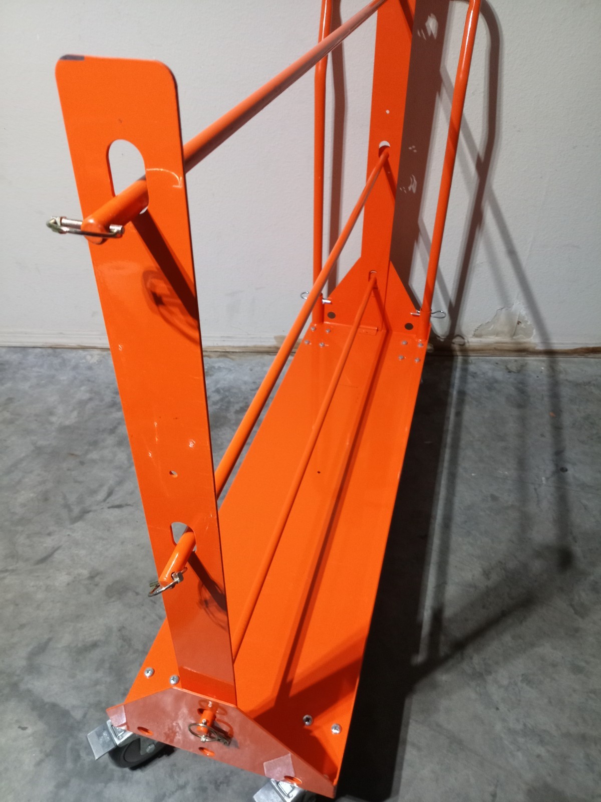 Windy City Wire RackTrack 48" Heavy Duty Portable Copper/Cat/Alum Wire Cart Rack