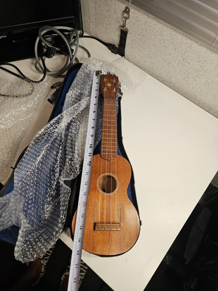 Sam F Chang Ukelele