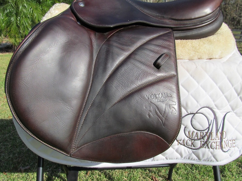 17.5" VOLTAIRE BLUE WING close contact jumping saddle-THIN FRONT PANEL 2017