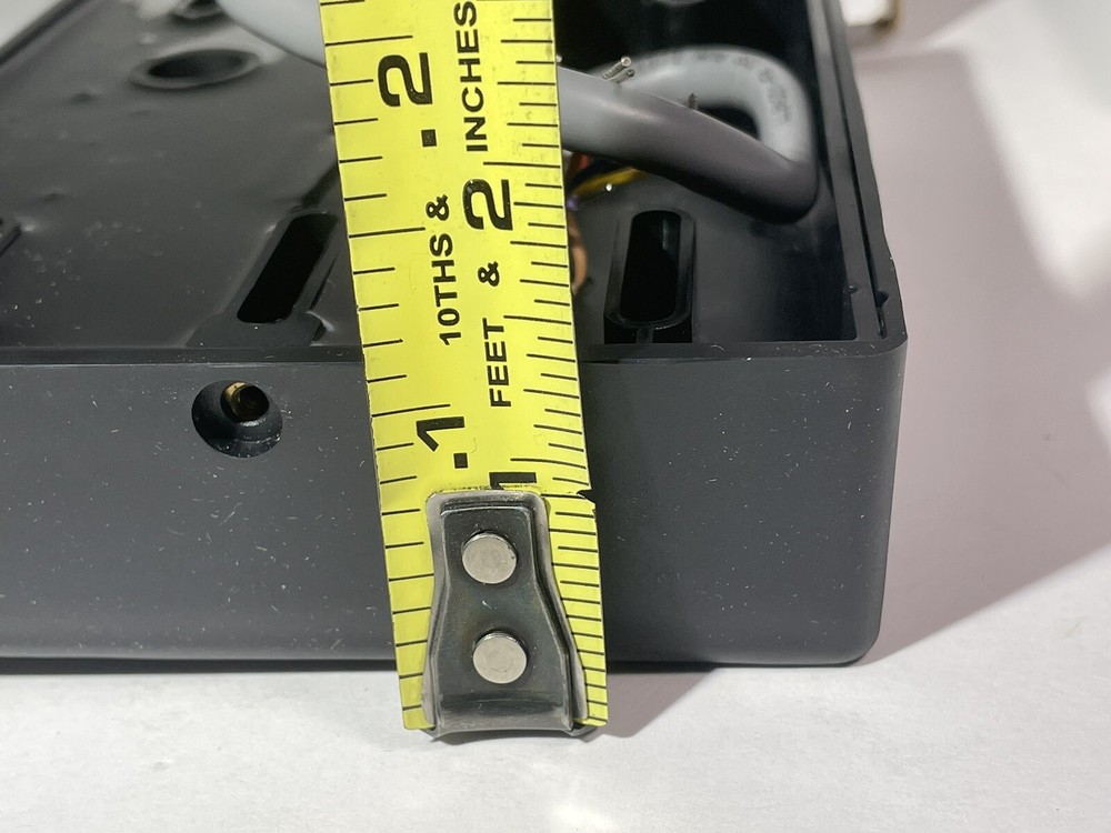 UTC 430210003 Model T-520SW Transition Multi-Technology Access Reader Black NOB