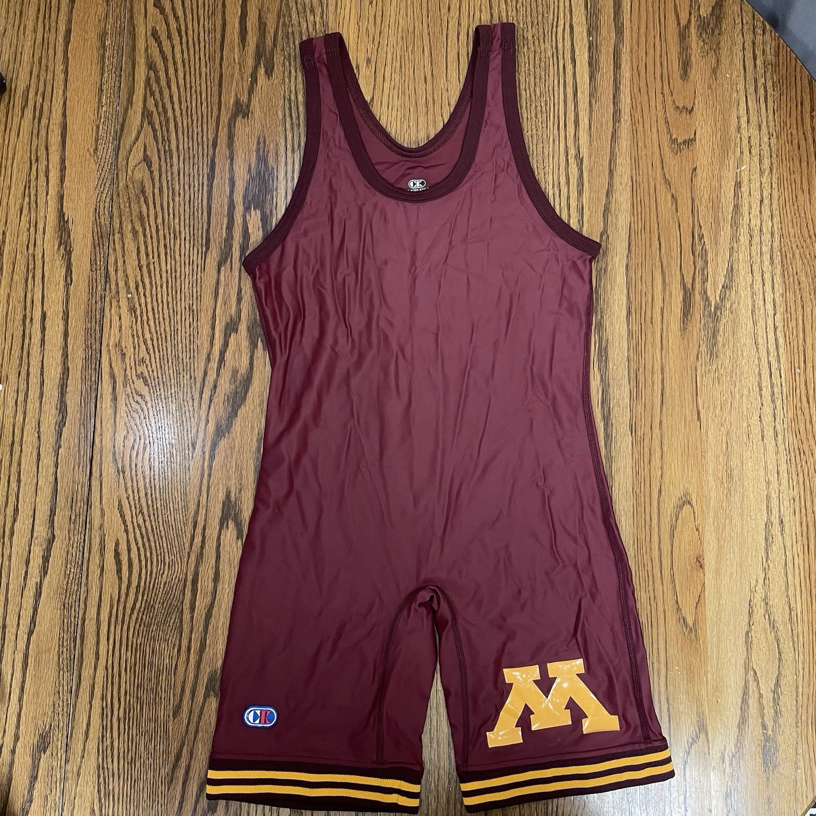 Cliff Keen Minnesota Gopher Wrestling Singlet Medium Issued NCAA Player Worn