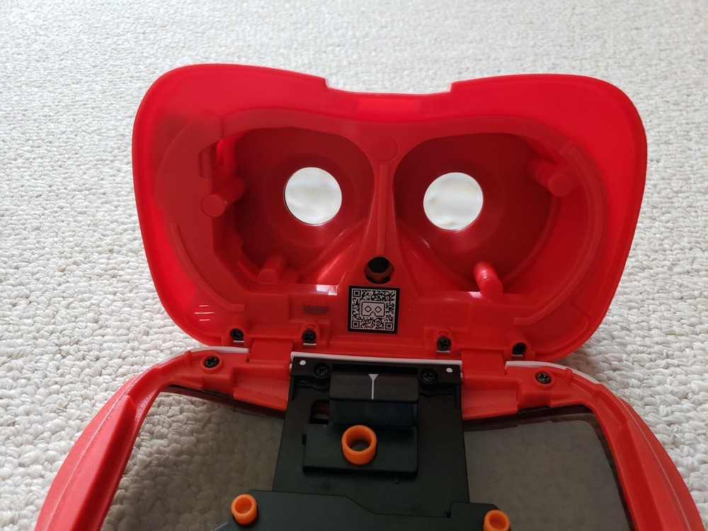 Mattel View-Master VR Headset with Preview Reel & Instructions GREAT CONDITION