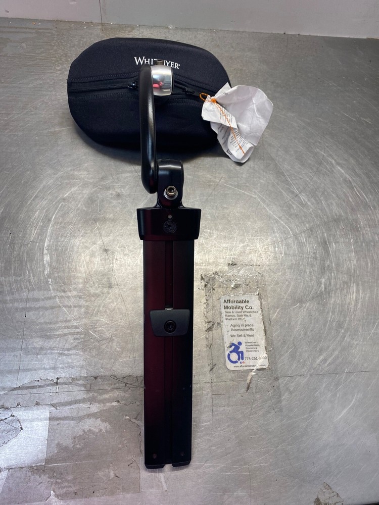 Quickie Whitmeyer headrest with mount hardware (E6/3)