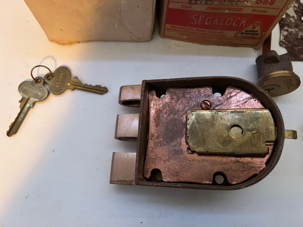 NOS VINTAGE SEGALOCK ONE 688 SOLID BRONZE DEADLOCK WITH BOX