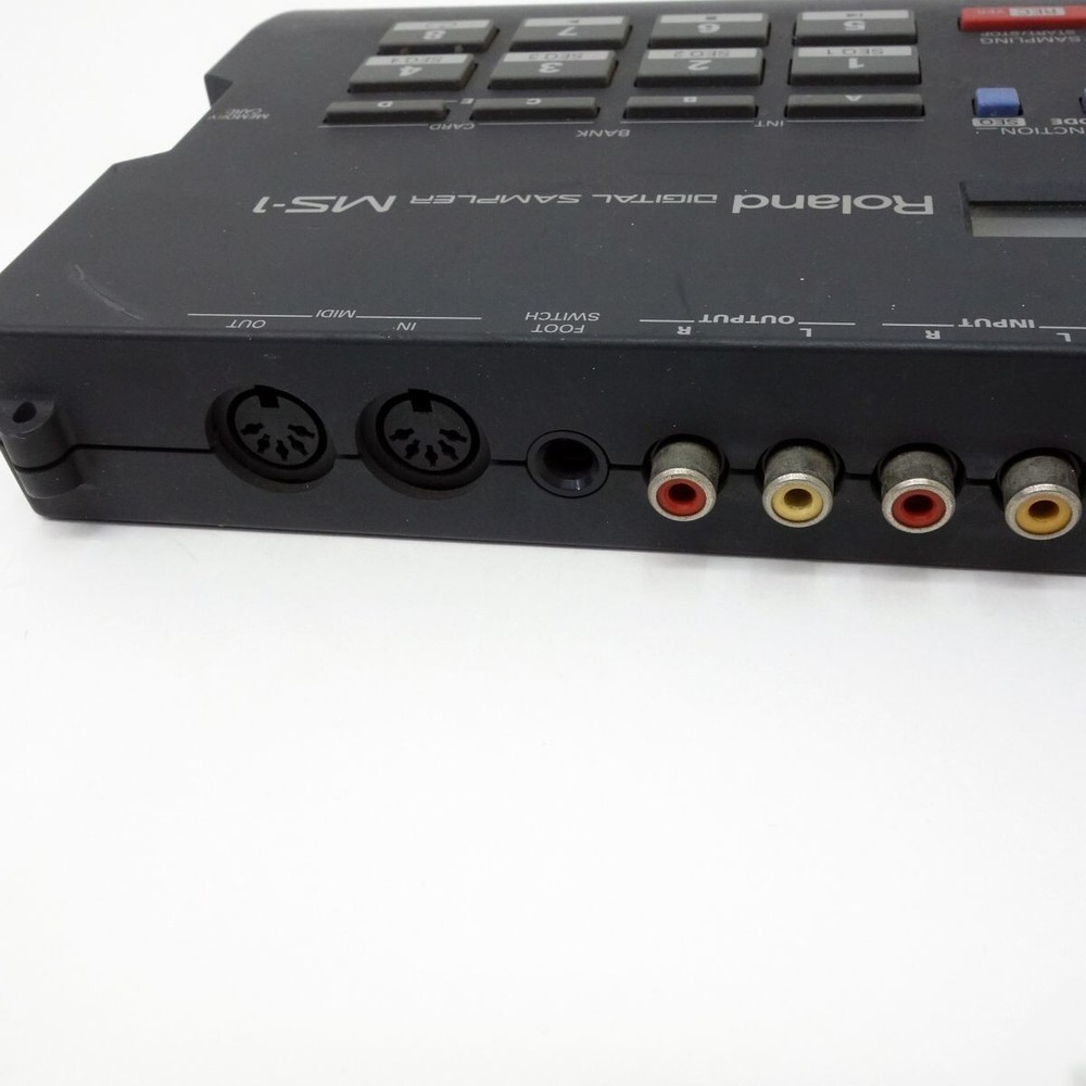 Roland MS-1 Compact Digital Sampler Looper