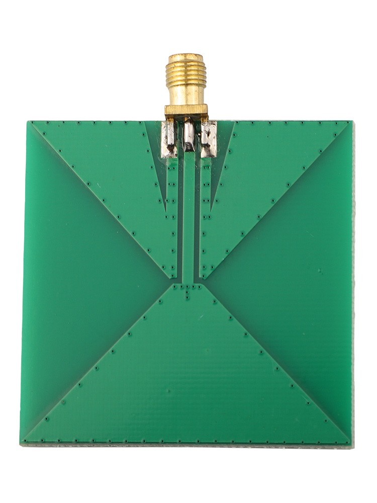 PCB Based UWB Antenna For Efficient RF Microwave Performance At 2 4 10 5 GHz