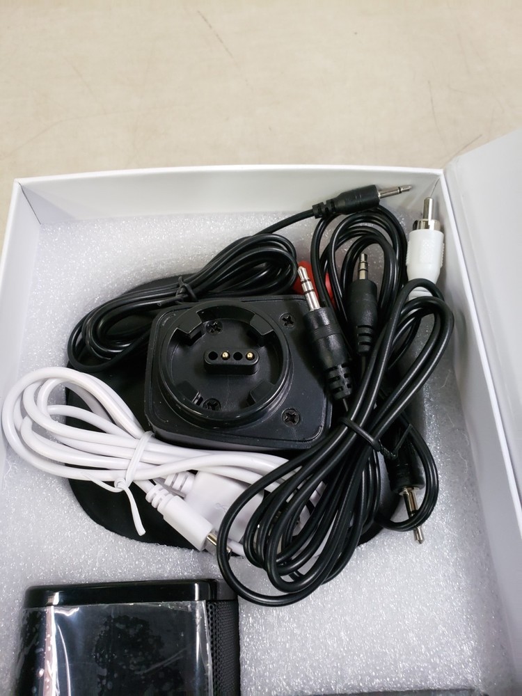 Daeone Detachable Soundbar Wireless Speaker