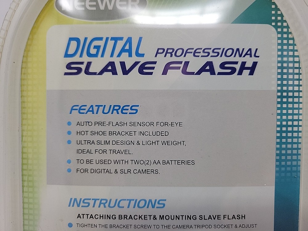 Neewer Digital Professional Slave Flash - With Mounting Bracket - New Sealed