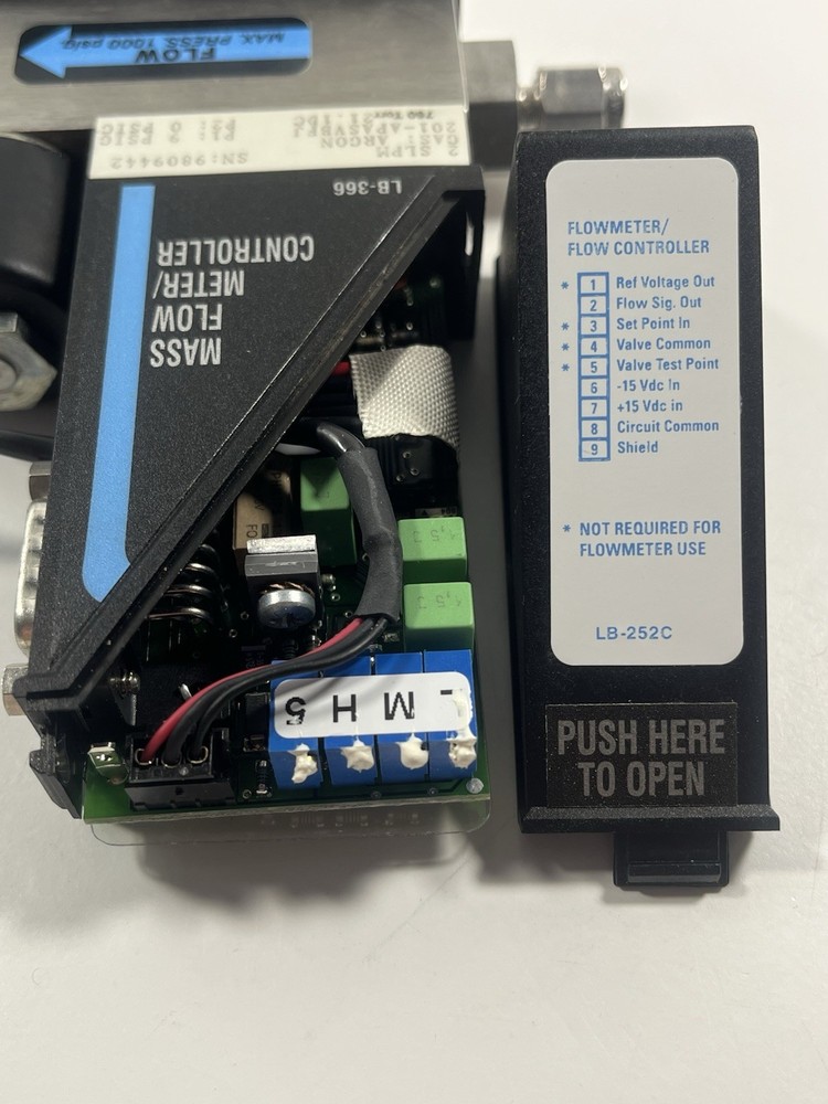 Porter LB-366 Mass Flow Controller 2 SLPM Argon Gas LB-252C 1000 PSIG