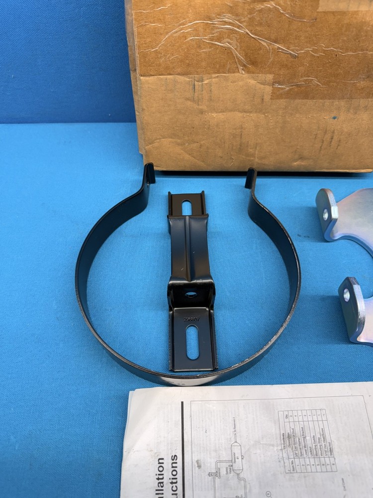 Genuine Bendix AD-9 Air Dryer Mounting Bracket Kit Strap & Hardware 107695
