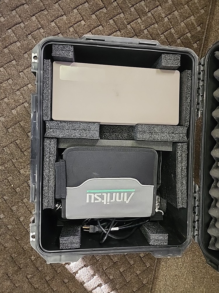 Anritsu S331L Site Master Cable And Antenna Analyzer SiteMaster