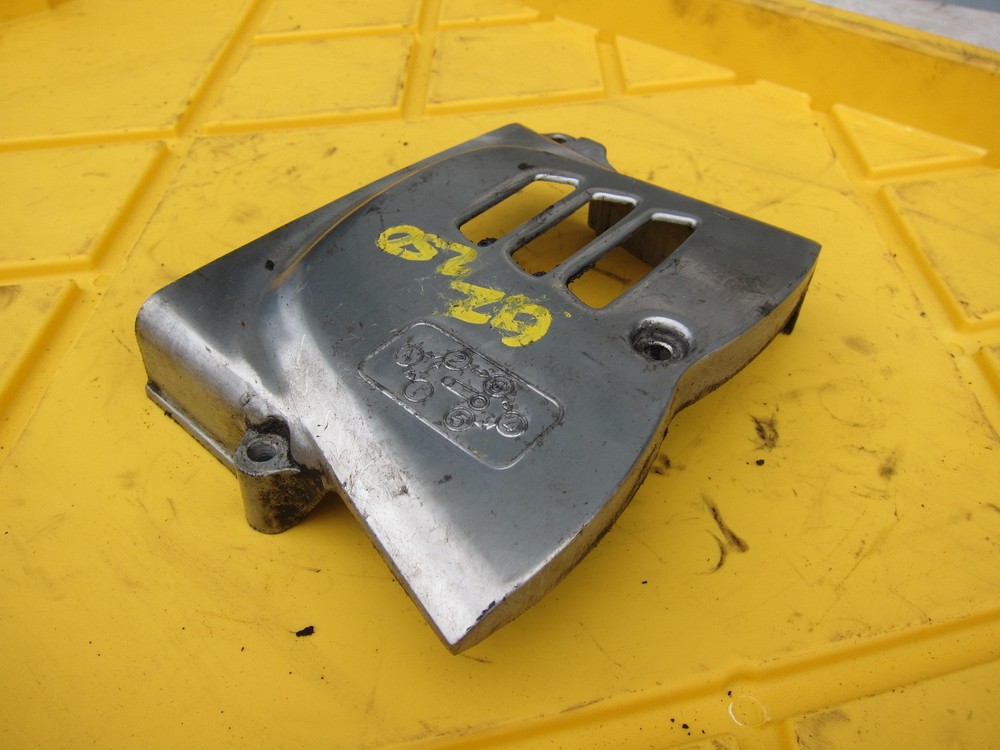 2002 Suzuki GZ250 OEM ENGINE SPROCKET COVER